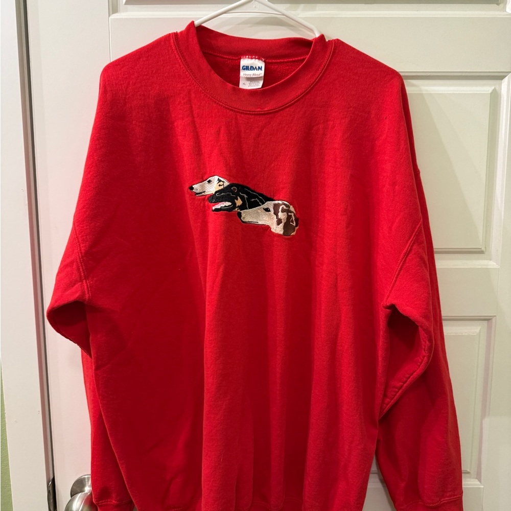 Vintage Gildan Sweatshirt‎ with embroidered greyhounds